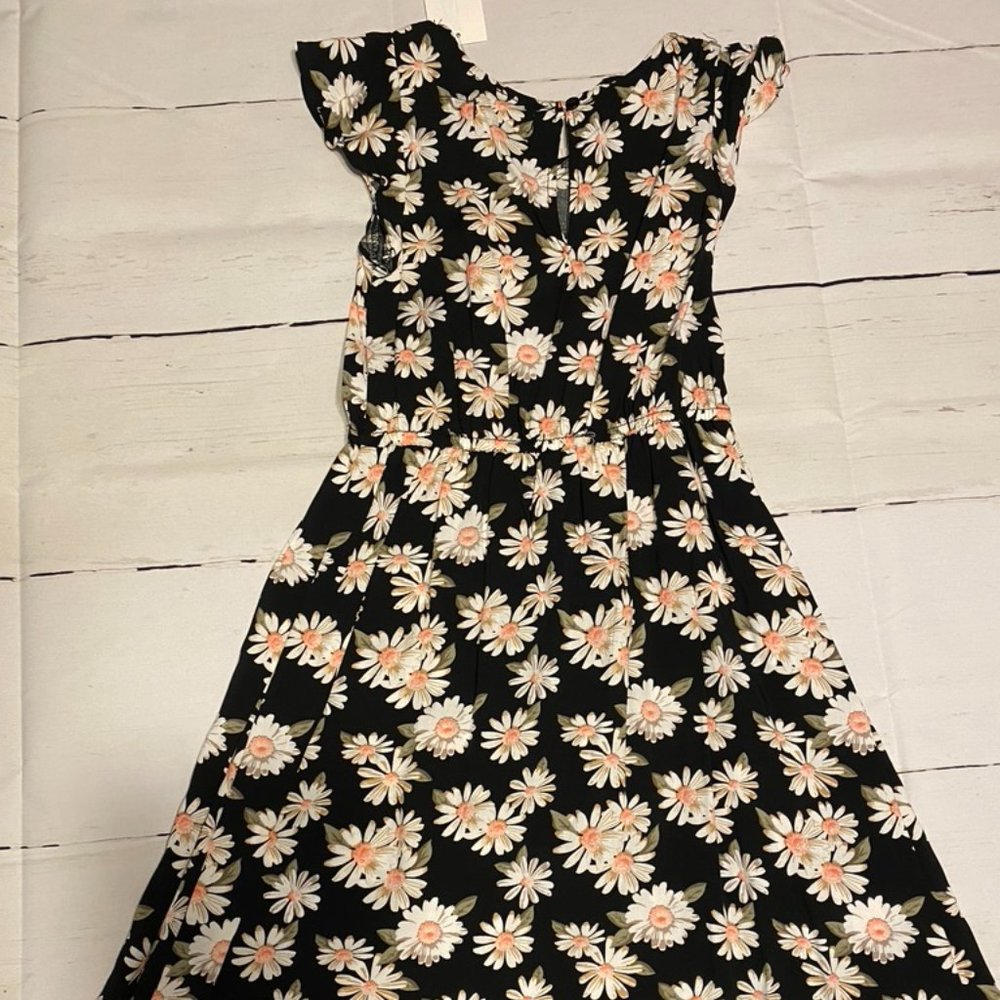 Floral Girls Dress - Picture 6 of 7